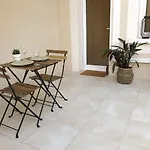 Climatisé Terrasse Centre Historique Gare 10 Min Arènes *