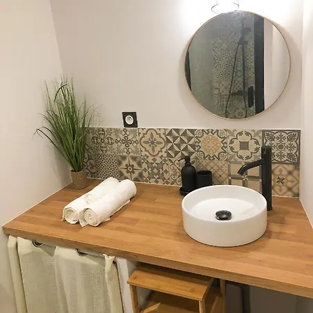 Studio Climatisé - Gare - Centre