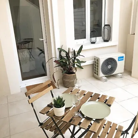 Climatisé Terrasse Centre Historique Gare 10 Min Arènes Nîmes
